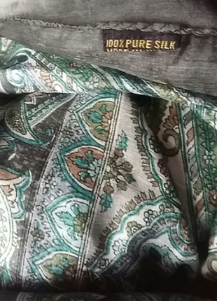 Шелковая с оригинальным рисунком платок. индия.