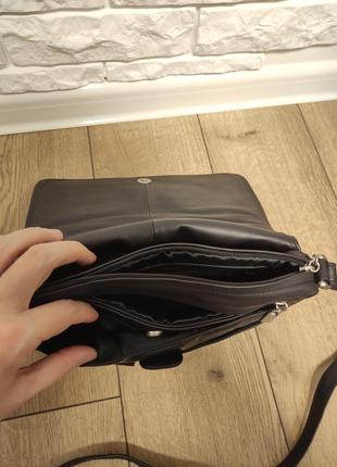 Claire langford сумка жіноча чорна шкіряна натуральна кросбоді на клапан банато відділень кишень10 фото
