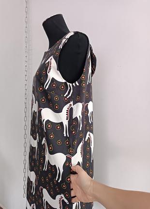 Платье короткое мини с принтом "лошади" marimekko ,38-s/m6 фото