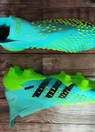 Футбольні бутси adidas predator freak + fg копи для футболу адідас предатор фрік без шнурків7 фото