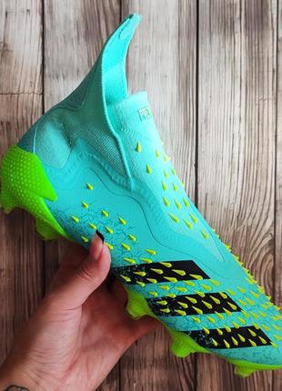 Футбольні бутси adidas predator freak + fg копи для футболу адідас предатор фрік без шнурків3 фото