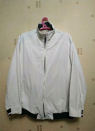 Вітрівка чоловіча.