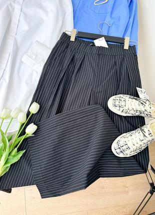 Черные брюки в полоску zara, высокая посадка, широкие штанины3 фото