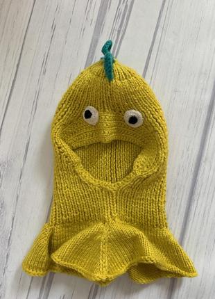 Шапка динозаврик с манишкой