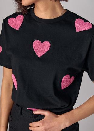Женская футболка с сердечками.8 фото
