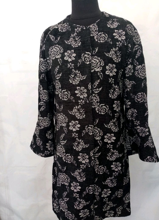 Осіннє пальто відомого бренду motivi