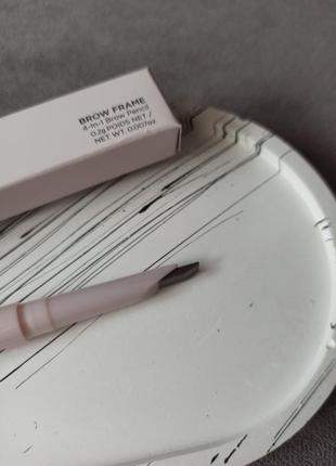 Олівець для брів dominique cosmetics brow frame pencil in taupe 0.2g2 фото