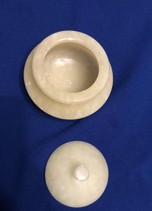 Винтажная шкатулка из натурального камня оникса