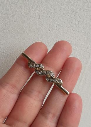 Красивая винтажная брошь