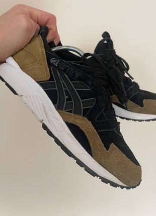 Кросівки унісекс асікс коричневі asics gel lyte 54 фото