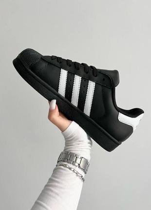 Кроссовки в стиле adidas superstar 'core black white'8 фото