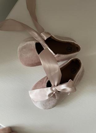 Туфли пинетки балетки велюровые пудровые бархатные
