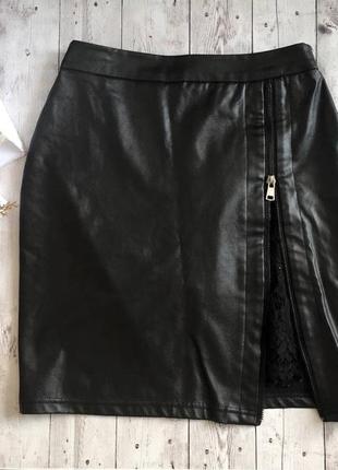 Шкіряна спідниця олівець міні по фігурі розріз і мереживом, класична облягаюча розріз коротка