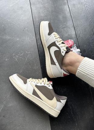 Nike air jordan 1  retro low og sp travis scott reverse mocha