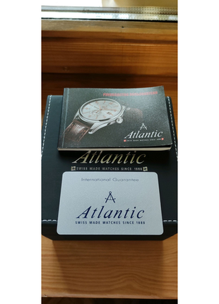 Годинник чоловічий  швейцарского бренда atlantic