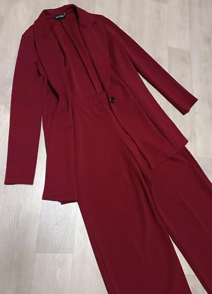Бордовый костюм тройка 3 в 1 пиджак брюки палаццо топ plt prettylittlething6 фото