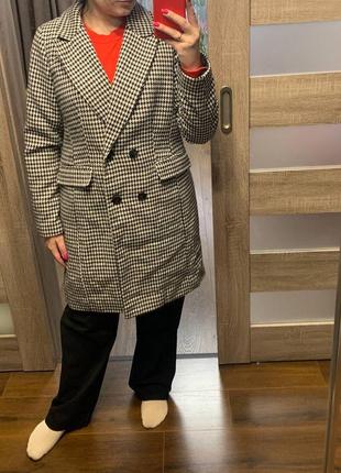 Пальто в гусячу лапку