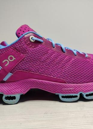 Беговые кроссовки swiss engineering