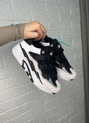 Трендовые женские кроссовки adidas niteball white black чёрно-белые