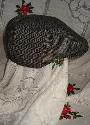 Супер кепка в черно-серую елочку,59см.,100%коттон.