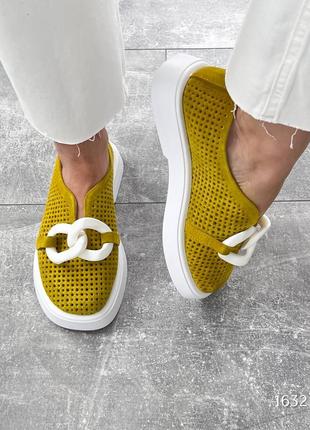 Туфлі жіночі натуральна замша , перфорація