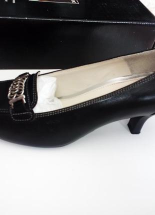 Продам шикарные женские итальянские  туфли лодочки geox 39 размер5 фото