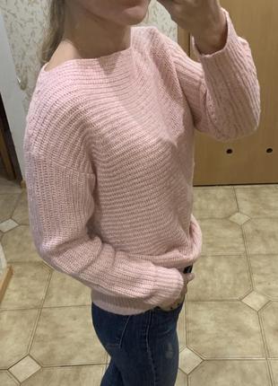 Розовый вязаный свитер уже со скидкой😍3 фото
