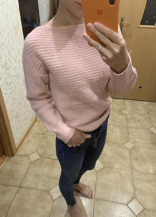 Розовый вязаный свитер уже со скидкой😍5 фото