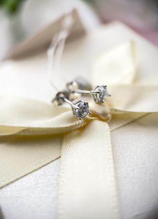 Сережки срібні з одним камінчиком, пусети 925 проба