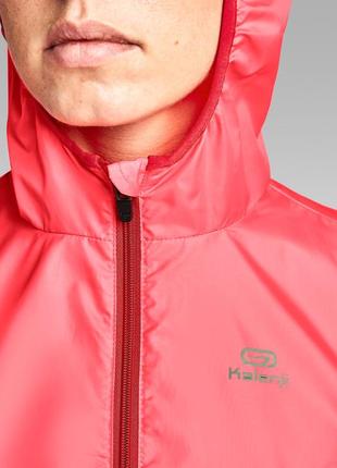 Куртка вітровка дощовик для спорту kalenji run wind рожева р. 48-50 поміщається в сумочку -кишеня4 фото