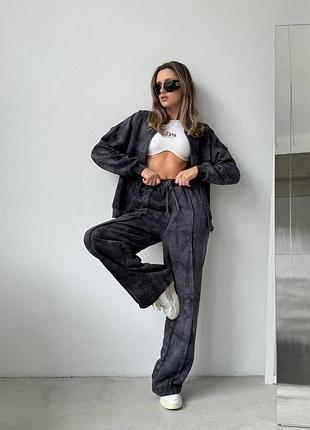 Люксовый прогулочный костюм 🩷 весна 2024