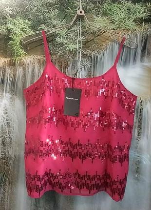 Топ с паетками на змейке сзади