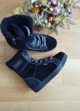 Зимові чобітки,черевики primigi goretex /розм.31 оригінал))1 фото