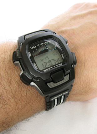 Часы q&q новые,электронные,для купания wr-50,секундомер,будильник8 фото