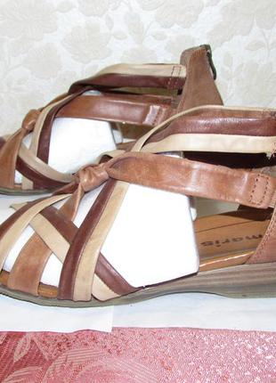 Шикарні босоніжки 100% натуральна шкіра~tamaris~ 40 р