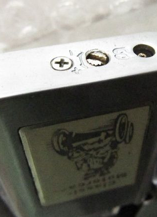 Зажигалка газовая новая, перезаправляемая, чехол