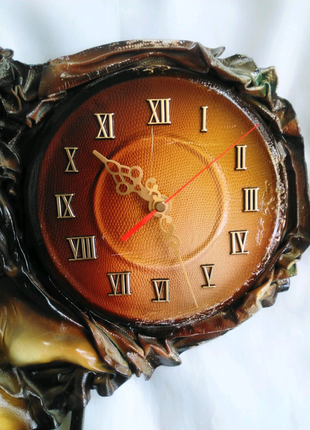 Часы настенные кожаные,польша,кварцевые2 фото