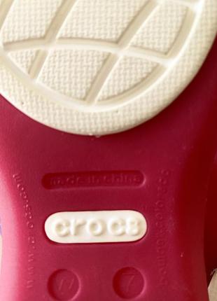 Crocs оригинал невероятно красивые босоножки 37 р стан новых7 фото