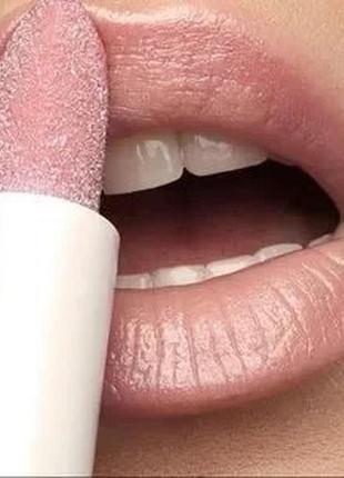 Diamond hydrating lip balm 💎 бальзам для губ с бриллиантовым сиянием3 фото