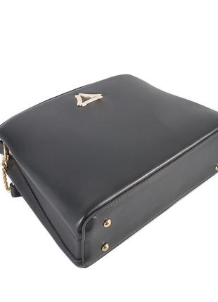 Чорна з - якісна та елегантна сумочка з ручкою у комбінації шкірзамінника та металевого ланцюжка (луцьк, 628)4 фото