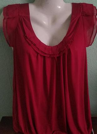 Красивая футболка,размер 50.