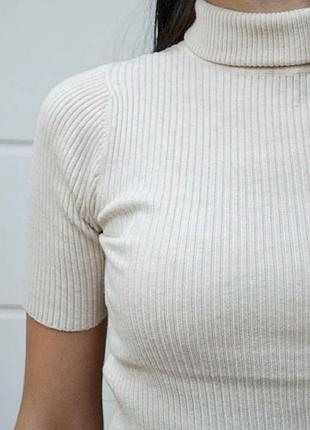 Гольф з коротким рукавом