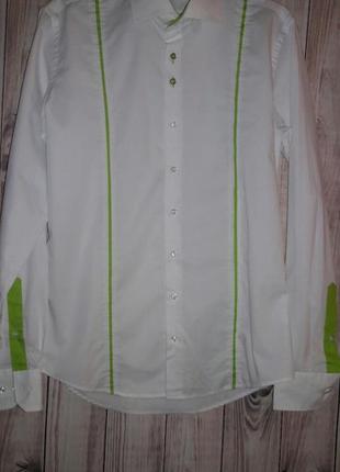 Белая рубашка с зеленой вставкой massimilano