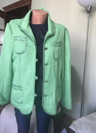 Пиджак цвета мяты