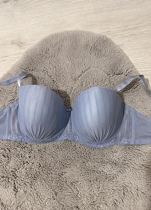 Бюстгальтер