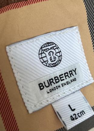 Куртка легка женская burberry оригинал новая размер m фактически3 фото