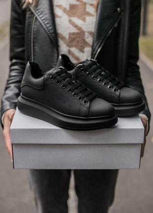 Кожаные кроссовки alexander mcqueen “mate black” (36-40)💠6 фото