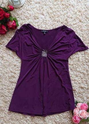 Красивая футболка виноградного цвета , блузка , блузочка , блуза