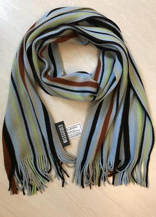 Очень красивый и стильный брендовый вязаный шарф в полоску.5 фото