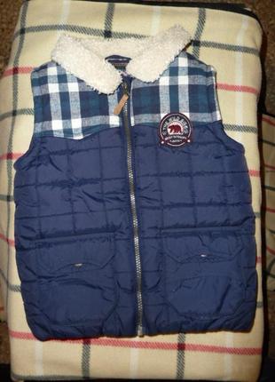 Класні жилетки на 5-6 років